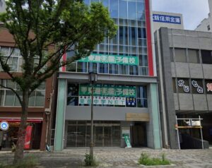 堺東スタジオのあるEH第三ビル入口